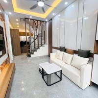 Bán nhà riêng Phố Minh Khai, ngõ oto thông: ở ngay: 35m2, 5 Tầng. Giá 7 tỷ 2 TL