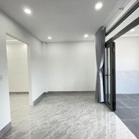 Nhà Sát Bên Trường Học, Đường Lê Thị Riêng, Dt:4.5X15M, Lửng, 3Lầu, 4 Phòng Ngủ Gara Xe Hơi, Hướng Đông
