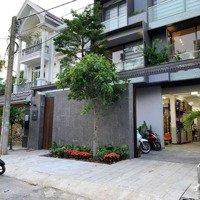 Quá Rẻ. Bán Nhà Mặt Tiền Ngay Nguyễn Duy Trinh, P. Btđ, Q2.Diện Tích= 10X20M = 200M2 = 3T Đẹp Chỉ 21 Tỷ