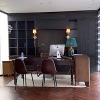 Quá Rẻ. Bán Nhà Mặt Tiền Ngay Nguyễn Duy Trinh, P. Btđ, Q2.Diện Tích= 10X20M = 200M2 = 3T Đẹp Chỉ 21 Tỷ