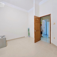 Q.10 - Hẻm 5M 135/18 Cao Thắng, Ngang 4M. Nở Hậu 10M, 5 Tầng, 12Pn