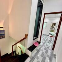Bán nhà quá đẹp, 3.5 x 13m, đường Âu Dương Lân, gần cầu Chữ Y, P3Q8