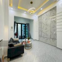 Nhà đối diện Gigamall KCBT 2Tầng, 3PN, 2WC - Mới xây đẹp ở luôn, 2 tỷ 320