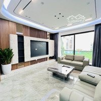+Mặt Phố Ngô Gia Tự-Quyền Lực- 1 Mặt Phố 1 Mặt Ngõ - Kd Vô Địch- Đường To Vỉa Hè Rộng Vị Trí Đẹp .