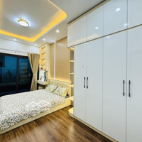 Hiếm Em Cần Bán Nhà Ô Chợ Dừa Ngõ Nông Thông Thoáng