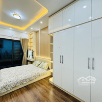 Hiếm Em Cần Bán Nhà Ô Chợ Dừa Ngõ Nông Thông Thoáng