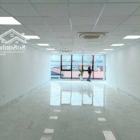 Cho Thuê Nhà Mp Lạc Long Quân, Siêu Đẹp . Mặt Tiền 10M. Diện Tích 602M X 4 Tầng. Giá Bán 600 Triệu