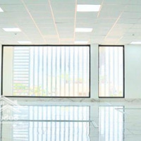 Cho Thuê Nhà Mp Lạc Long Quân, Siêu Đẹp . Mặt Tiền 10M. Diện Tích 602M X 4 Tầng. Giá Bán 600 Triệu