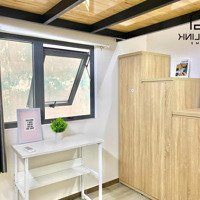 Cho Thuê Căn Hộ Có Gác. Cửa Sổ Lớn. Máy Giặt Riêng Rộng 30M2 Nguyễn Gia Trí Gần Vòng Xoay Hàng Xanh