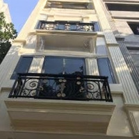 Bán Nhà Mặt Phố Nguyễn Khang Lô Góc , Diện Tích: 60M2 X 5T Mt: 4,5M ( Giá Bán 21,5 Tỷ)