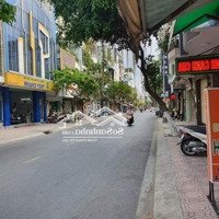 Mặt Tiền Quận 4 Sát Quận 1 - Ngay Ngã Tư Kinh Doanh Đỉnh
