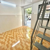 Duplex Gác Siêu Rộng Gần Sân Bay Tân Sơn Nhất