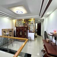 Bán nhà 4 tầng xe hơi đỗ cửa Lê Văn Sỹ,Q. Phú Nhuận, mới ở ngay,53m2, 7.9 Tỷ