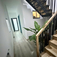 Bán Nhà Riêng Tại Đinh Tiên Hoàng, 6,2 Tỷ, 55M2, 5 Phòng Ngủ View Đẹp