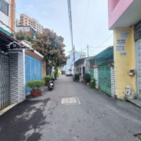Nhà Ngon, Đẹp, 1T2L, 60M2, Hẻm Xe Hơi Tránh 6M, 4 Phòng Ngủ 3 Vệ Sinh Sổ Riêng, Ngay Phạm Văn Đồng