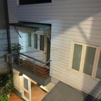 Cho Thuê Biệt Thự Sân Vườn 4 Tầng Diện Tích 250M2 Mặt Tiền 10M Khu Phố Âu Cơ, Tây Hồ, Hà Nội
