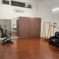 Cho Thuê Biệt Thự Sân Vườn 4 Tầng Diện Tích 250M2 Mặt Tiền 10M Khu Phố Âu Cơ, Tây Hồ, Hà Nội
