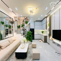 Nhà Đẹp Ở Ngay,Phố Nguyễn Công Trứ 33M Giá Bán 7.65 Tỷ