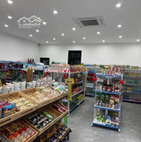 Cho Thuê Nhà Mặt Tiền Xô Viết Nghệ Tĩnh Ngang 7M5 . Ngang 7M5 . Thang Máy