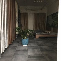 Cho Thuê Nhà Mặt Tiền Huỳnh Văn Bánh P11 Phú Nhuận 3 Tầng 4X25 Giá 36 Triệu/Tháng 0979792970