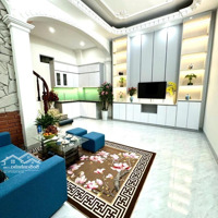 Siêu Phẩm Nhà Đẹp Tt Hai Bà Trưng, Gần Ô Tô, Sát Phố Cổ, Full Nội Thất, Sổ Đỏ Sang Tên Ngay
