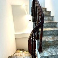 Siêu Phẩm Nhà Đẹp Tt Hai Bà Trưng, Gần Ô Tô, Sát Phố Cổ, Full Nội Thất, Sổ Đỏ Sang Tên Ngay