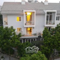 Hàng Siêu Hiếm. Bán Gấp Căn Biệt Thự Góc 185M2 Cách Đường Tố Hữu Chỉ 100M. Liên Hệ: 0989985526