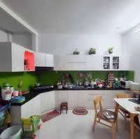 Siêu Hot! Sát Mặt Tiền - Nhà 2 Tầng Mới Full Nội Thất - Gần Hàm Nghi.
- Diện Tích : 50M2 - Giá Chỉ