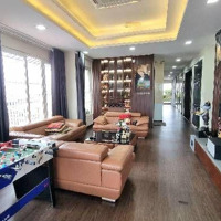 Bán Căn Hộ Penhovse -Võ Thị Sáu --Hai Bà Trưng -Ô Tô -Thang Máy -395 M2 -4 Ngủ