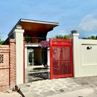 Cần Bán Căn Villa Hồ Bơi Tuyệt Đẹp Tại Thị Trấn Phước Hải, Brvt, Cách Biển 1Km, Xem Là Thích