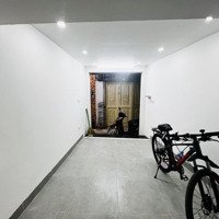 Nhà Mặt Ngõ, 2 Mặt Thoáng, Cách Ôtô Đỗ20M. 5Tầng. Giá:6,9 Tỷ.