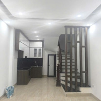 Bán Gấp Nhà Bát Khối - Long Biên, 32M2 X 5 Tầng, Ô Tô Đỗ Cổng Chỉ 3.9 Tỷ, 0967182629