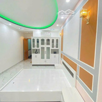 Mặt Tiền Hoa Đào Vị Trí Kinh Doanh , P1 , Phú Nhuận :60M2 ,5 Tầng - 12,5 Tỷ