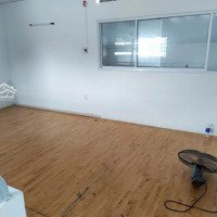 Nhà 80M2, 2 Phòng Ngủ 2 Vệ Sinh- Ngay Đường Khu Dân Cư Hồng Long - Giá 6,5 Triệu/Tháng