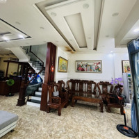 Mặt Tiền Q7 Tân Quy- 68M2, 4X17- 5 Tầng- Có Gara Ôtô - Hoàn Công Đủ-Chỉ 11 Tỷ Nhỉnh