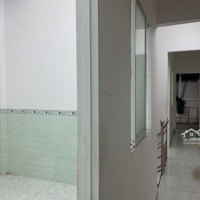Đường Số 4 Hòn Xện, Vĩnh Hoà, Nha Trang. Nhà 2 Tầng. Diện Tích: 60M2. Hướng Tây Bắc. Giá: 2,9 Tỷ. Sổ Hồng