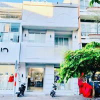 Bán Mặt Bằng Đang Cho Thuê 28 Triệu/Th Đường Rạch Bùng Binh. Q.3 Giá Bán 4Tỷ250/ 65M2. Hợp Đồng Còn 6Tháng
