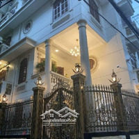 Bán Biệt Thự Tây Hồ 100M2 * 4 Tầng * 9M Mặt Tiền - Thang Máy - Lô Góc - Oto Đỗ Cổng - Giá Chỉ 40 Tỷ