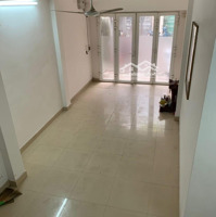 Siêu Hiếm ! 4 Tỷ Hơn , Bán Nhà Thuỵ Phương - Đông Ngạc - Bắc Từ Liêm -34M - Lô Góc - Ngõ Nông.