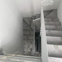 Đông Thắng - Bán Ccmn - 7 Tầng Thang Máy -Diện Tích100M2 Xmặt Tiền4,6M - 17,5 Tỷ