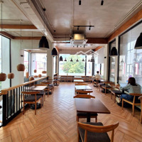 Tin Thât. Nhà Mặt Phố Lô Góc 3 Thoáng Vương Thừa Vũ, 160M2X3T,Mặt Tiền9M, 73.9 Tỷ