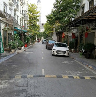 Bán Gâp Căn Shophouse Lacasta Văn Phú Hà Đông, Diện Tích: 73M- 5 Tầng- Mt: 5,5M- Nhỉnh 18 Tỷ