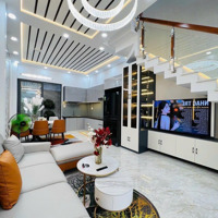 Nhà 67M2 Hẻm Ô Tô Nguyễn Văn Trỗi, Quận Phú Nhuận / 2 Tỷ 350 (Sổ Hồng Riêng) Liên Hệ: 0903315821