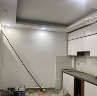 Thúy Lĩnh_ Lĩnh Nam
Bán Nhà 3 Tầng Ô Tô Đỗ Cửadiện Tích38M
Giá-Hơn 4 Tỷ Có Thương Lượng
S.ổ Đ.ỏ Chín