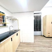 Cho Thuê Trọ Có Gác Full Nội Thất - 2 Mặt Cửa Sổ Tại Bạch Đằng - Gần Ngã Tư Hàng Xanh - Bình Thạnh.