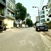 Bán Nhà Phân Lô Nam Từ Liêm - Ô Tô Tránh Vỉa Hè Cực Rộng - Thang Máy - Dân Xây 45Mx5Tầng 12.5 Tỷ