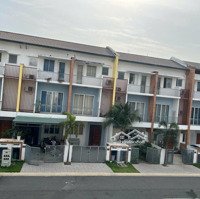 Giảm Giá Bán Nhanh - Nhà Phố 1 Trệt 2 Lầu Suncasa, Hoà Phú, Vsip 2, Thủ Dầu Một 3 Phòng Ngủ