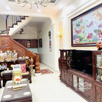 Bất Chấp Đầu Tư! Bán Nhà Phố Thiên
Hiền - Oto Đỗ Cửa - Kd -Diện Tích58M X
4T X Mt4M. Giá Bán 12,5 Tỷ