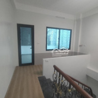 Bán Nhà Riêng Tại Đường Phố Trạm, Long Biên, Hà Nội, Giá Tốt,Chỉ 7.7 Tỷ 4 Phòng Ngủ 4 Tầng