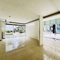 Cho Thuê Shophouse Sky Center Phổ Quang, P.2, Tân Bình 180M2, 3 Phòng Ngủ 2 Vệ Sinh Hàng Hot Chính Chủ